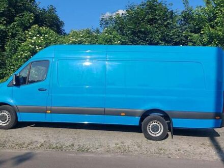 Мерседес Sprinter 2020 у Здолбунове на Automoto.ua Синій Мерседес Sprinter, об'ємом двигуна 2.99 л та пробігом 275 тис. км за 35191 $, фото 1 на Automoto.ua