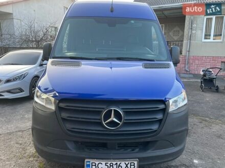 Синий Мерседес Sprinter, объемом двигателя 1.95 л и пробегом 302 тыс. км за 22600 $, фото 1 на Automoto.ua