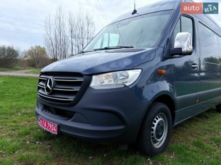 Синий Мерседес Sprinter, объемом двигателя 2.2 л и пробегом 176 тыс. км за 23750 $, фото 1 на Automoto.ua