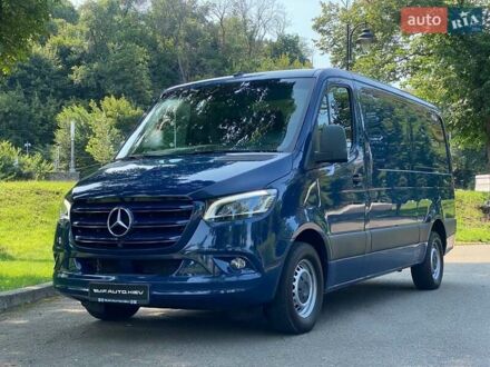 Синий Мерседес Sprinter, объемом двигателя 1.95 л и пробегом 190 тыс. км за 28800 $, фото 1 на Automoto.ua