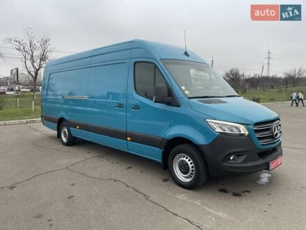 Синий Мерседес Sprinter, объемом двигателя 0 л и пробегом 270 тыс. км за 28999 $, фото 1 на Automoto.ua