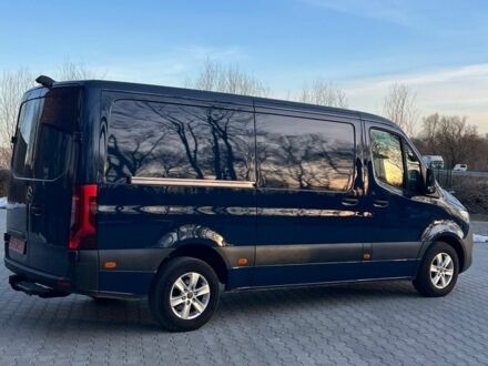 Синий Мерседес Sprinter, объемом двигателя 2.99 л и пробегом 209 тыс. км за 39623 $, фото 1 на Automoto.ua