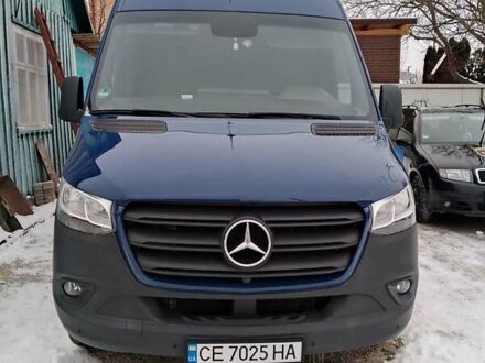 Синий Мерседес Sprinter, объемом двигателя 2 л и пробегом 242 тыс. км за 56049 $, фото 1 на Automoto.ua