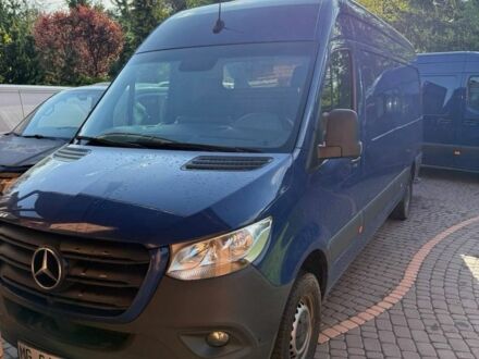 Синий Мерседес Sprinter, объемом двигателя 2 л и пробегом 183 тыс. км за 36882 $, фото 1 на Automoto.ua