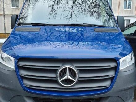 Синий Мерседес Sprinter, объемом двигателя 1.95 л и пробегом 330 тыс. км за 36000 $, фото 1 на Automoto.ua