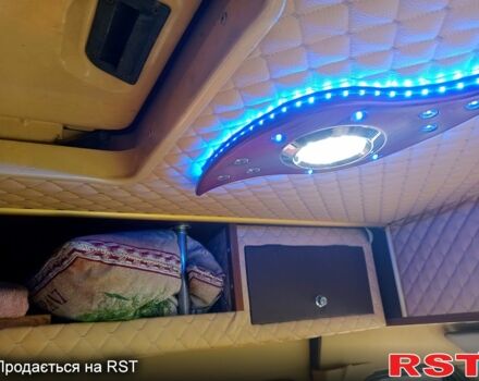 Зеленый Мерседес Sprinter, объемом двигателя 2.9 л и пробегом 352 тыс. км за 8300 $, фото 4 на Automoto.ua
