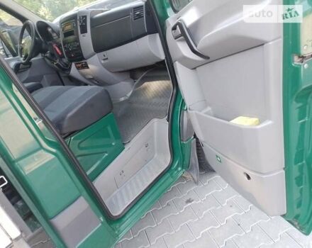 Зеленый Мерседес Sprinter, объемом двигателя 2.1 л и пробегом 400 тыс. км за 21999 $, фото 13 на Automoto.ua