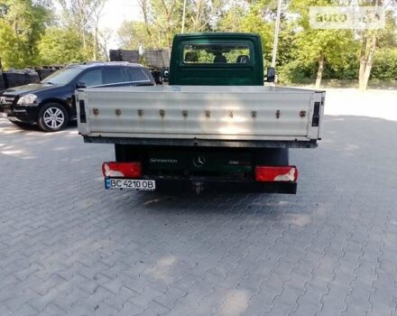 Зеленый Мерседес Sprinter, объемом двигателя 2.1 л и пробегом 400 тыс. км за 21999 $, фото 6 на Automoto.ua