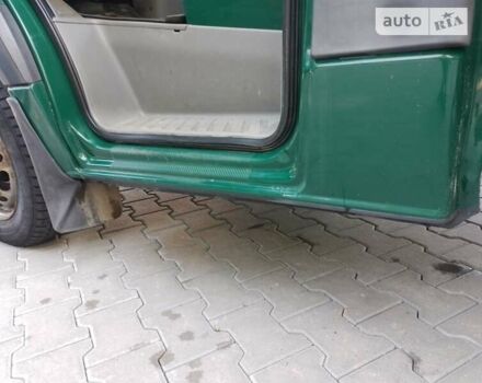 Зеленый Мерседес Sprinter, объемом двигателя 2.1 л и пробегом 400 тыс. км за 21999 $, фото 16 на Automoto.ua