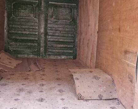 Зеленый Мерседес Sprinter, объемом двигателя 0 л и пробегом 520 тыс. км за 4000 $, фото 18 на Automoto.ua