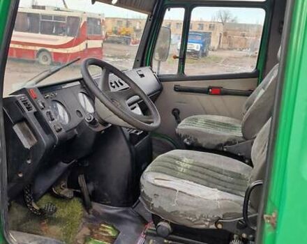 Зеленый Мерседес Sprinter, объемом двигателя 0 л и пробегом 520 тыс. км за 4000 $, фото 5 на Automoto.ua