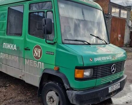 Зеленый Мерседес Sprinter, объемом двигателя 0 л и пробегом 520 тыс. км за 4000 $, фото 1 на Automoto.ua