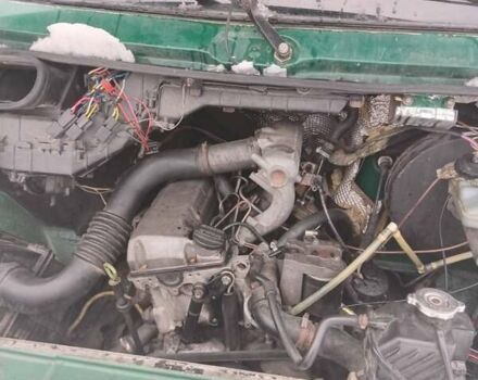 Зелений Мерседес Sprinter, об'ємом двигуна 0 л та пробігом 340 тис. км за 2950 $, фото 9 на Automoto.ua