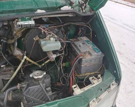Зелений Мерседес Sprinter, об'ємом двигуна 0 л та пробігом 340 тис. км за 2950 $, фото 7 на Automoto.ua