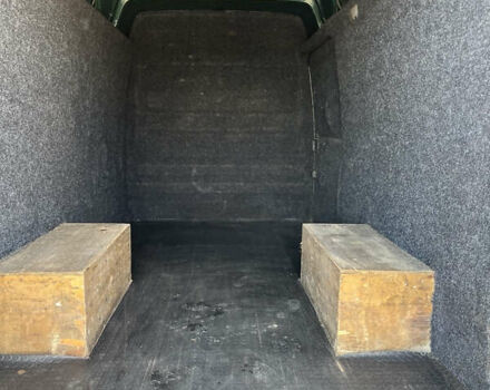 Зелений Мерседес Sprinter, об'ємом двигуна 2.2 л та пробігом 307 тис. км за 8995 $, фото 6 на Automoto.ua