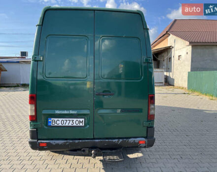 Зелений Мерседес Sprinter, об'ємом двигуна 2.2 л та пробігом 307 тис. км за 8995 $, фото 4 на Automoto.ua
