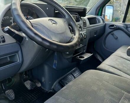 Зеленый Мерседес Sprinter, объемом двигателя 2.69 л и пробегом 359 тыс. км за 6000 $, фото 8 на Automoto.ua
