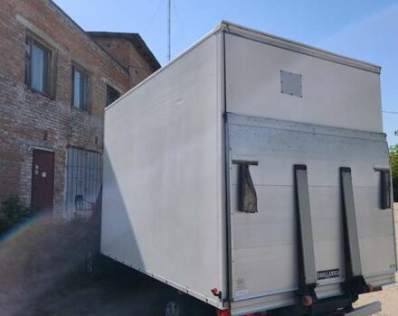 Зеленый Мерседес Sprinter, объемом двигателя 2.69 л и пробегом 450 тыс. км за 9900 $, фото 2 на Automoto.ua