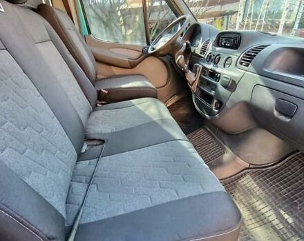 Зелений Мерседес Sprinter, об'ємом двигуна 2.1 л та пробігом 466 тис. км за 10500 $, фото 7 на Automoto.ua