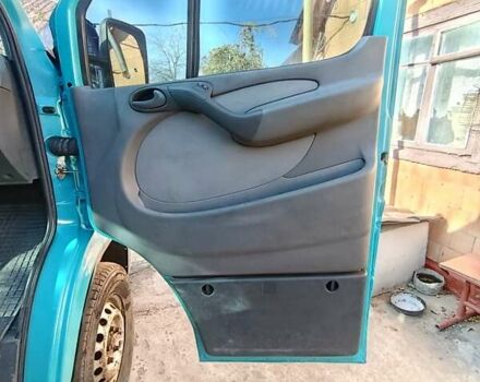 Зелений Мерседес Sprinter, об'ємом двигуна 2.1 л та пробігом 466 тис. км за 10500 $, фото 6 на Automoto.ua