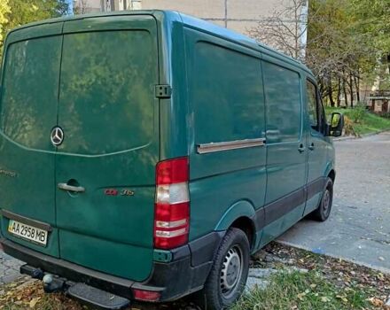 Зеленый Мерседес Sprinter, объемом двигателя 2.2 л и пробегом 287 тыс. км за 9700 $, фото 5 на Automoto.ua