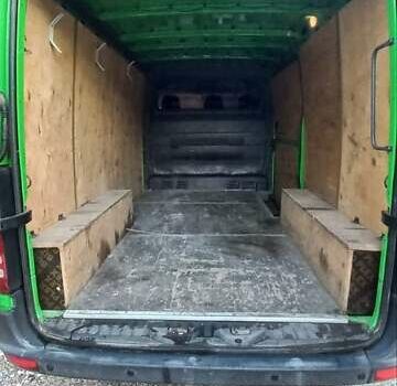 Зеленый Мерседес Sprinter, объемом двигателя 2.15 л и пробегом 320 тыс. км за 10500 $, фото 29 на Automoto.ua