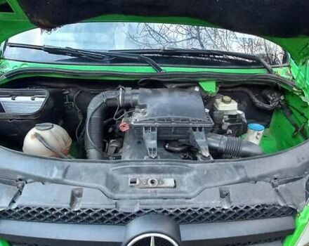 Зеленый Мерседес Sprinter, объемом двигателя 2.15 л и пробегом 320 тыс. км за 10500 $, фото 19 на Automoto.ua