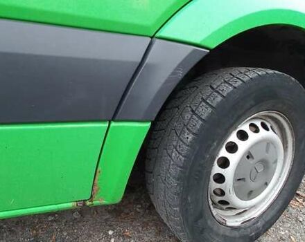 Зеленый Мерседес Sprinter, объемом двигателя 2.15 л и пробегом 320 тыс. км за 10500 $, фото 3 на Automoto.ua