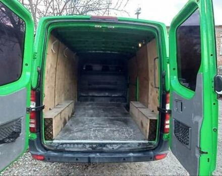 Зеленый Мерседес Sprinter, объемом двигателя 2.15 л и пробегом 320 тыс. км за 10500 $, фото 27 на Automoto.ua