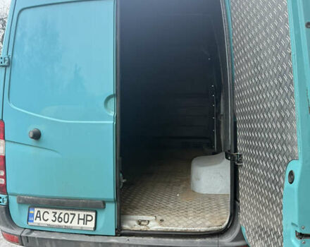 Зелений Мерседес Sprinter, об'ємом двигуна 2.14 л та пробігом 209 тис. км за 15500 $, фото 4 на Automoto.ua