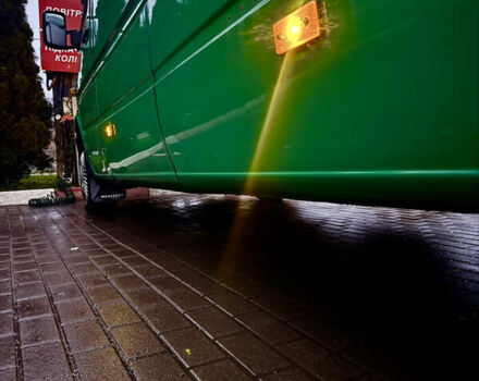 Зеленый Мерседес Sprinter, объемом двигателя 2.15 л и пробегом 578 тыс. км за 8999 $, фото 6 на Automoto.ua