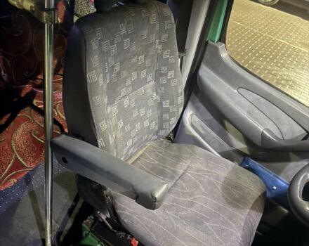 Зеленый Мерседес Sprinter, объемом двигателя 2.15 л и пробегом 578 тыс. км за 8999 $, фото 18 на Automoto.ua