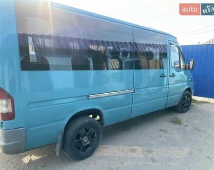 Зеленый Мерседес Sprinter, объемом двигателя 2.69 л и пробегом 900 тыс. км за 7500 $, фото 3 на Automoto.ua