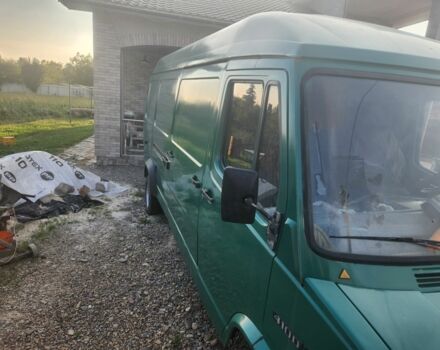 Зеленый Мерседес Sprinter, объемом двигателя 0 л и пробегом 4 тыс. км за 4000 $, фото 1 на Automoto.ua