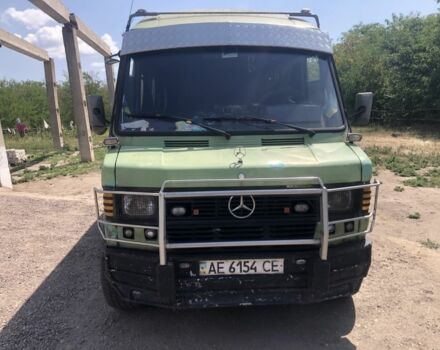 Зеленый Мерседес Sprinter, объемом двигателя 2.9 л и пробегом 714 тыс. км за 2300 $, фото 1 на Automoto.ua