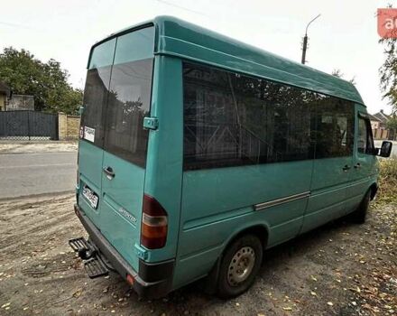 Зеленый Мерседес Sprinter, объемом двигателя 2.9 л и пробегом 770 тыс. км за 7500 $, фото 2 на Automoto.ua