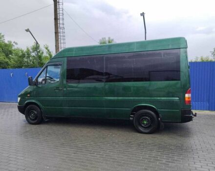 Зеленый Мерседес Sprinter, объемом двигателя 2.9 л и пробегом 484 тыс. км за 6700 $, фото 2 на Automoto.ua