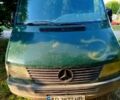 Зеленый Мерседес Sprinter, объемом двигателя 2.3 л и пробегом 390 тыс. км за 1700 $, фото 1 на Automoto.ua