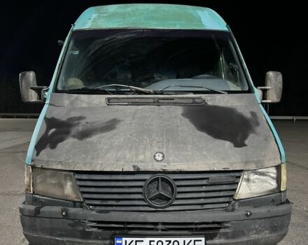 Зелений Мерседес Sprinter, об'ємом двигуна 2.3 л та пробігом 200 тис. км за 3100 $, фото 1 на Automoto.ua