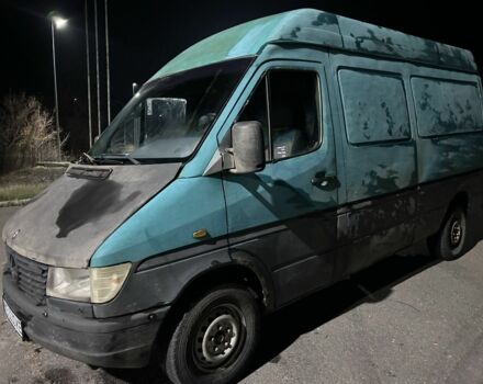 Зелений Мерседес Sprinter, об'ємом двигуна 2.3 л та пробігом 200 тис. км за 3100 $, фото 2 на Automoto.ua