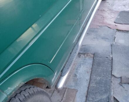 Зеленый Мерседес Sprinter, объемом двигателя 2.9 л и пробегом 387 тыс. км за 7700 $, фото 3 на Automoto.ua