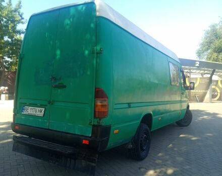 Зелений Мерседес Sprinter, об'ємом двигуна 0 л та пробігом 10 тис. км за 6000 $, фото 2 на Automoto.ua