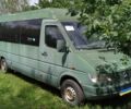 Зеленый Мерседес Sprinter, объемом двигателя 2.9 л и пробегом 170 тыс. км за 3328 $, фото 1 на Automoto.ua