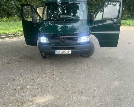 Зелений Мерседес Sprinter, об'ємом двигуна 2.87 л та пробігом 512 тис. км за 9900 $, фото 3 на Automoto.ua