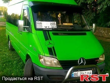Зелений Мерседес Sprinter, об'ємом двигуна 2.2 л та пробігом 1 тис. км за 9000 $, фото 2 на Automoto.ua