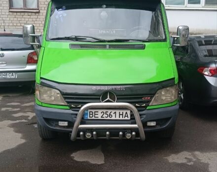 Мерседес Sprinter 2000 в Николаеве на Automoto.ua Зеленый Мерседес Sprinter, объемом двигателя 2.2 л и пробегом 100 тыс. км за 9000 $, фото 3 на Automoto.ua