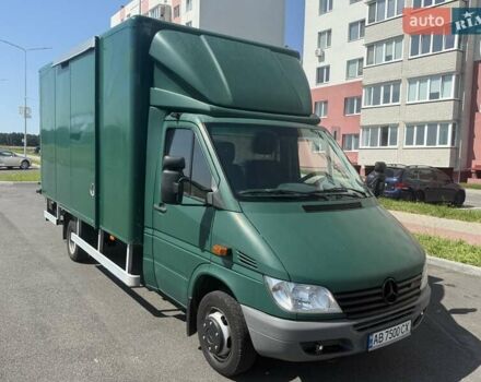Зелений Мерседес Sprinter, об'ємом двигуна 2.15 л та пробігом 670 тис. км за 14000 $, фото 2 на Automoto.ua