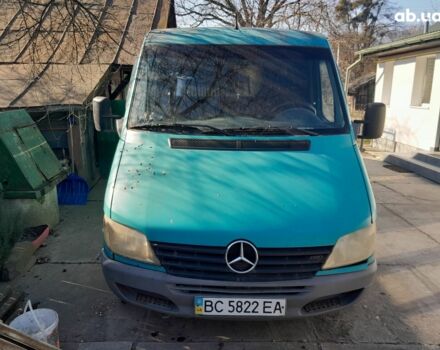 Зеленый Мерседес Sprinter, объемом двигателя 2.1 л и пробегом 547 тыс. км за 5500 $, фото 1 на Automoto.ua