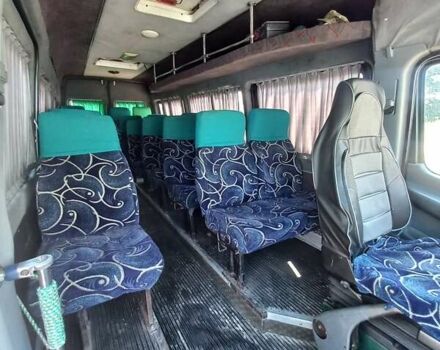 Зелений Мерседес Sprinter, об'ємом двигуна 2.2 л та пробігом 387 тис. км за 7000 $, фото 2 на Automoto.ua