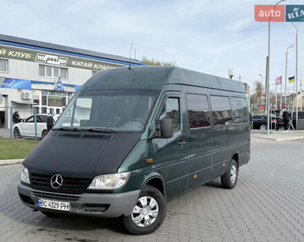 Зелений Мерседес Sprinter, об'ємом двигуна 2.69 л та пробігом 720 тис. км за 7600 $, фото 1 на Automoto.ua